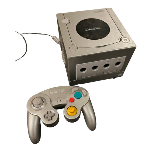 GameCube Silver + Controller